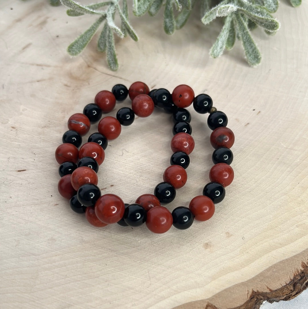 Red Jasper and Jet Round Bracelet