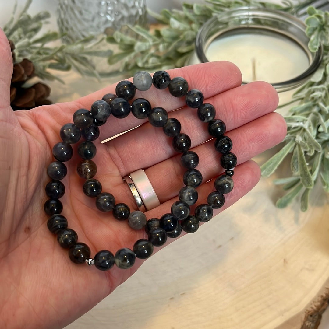 Iolite Round Bracelet